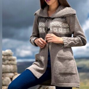 Classic Alpaca 100% super fine alpaca Oslo longline brown Sweater..Size M